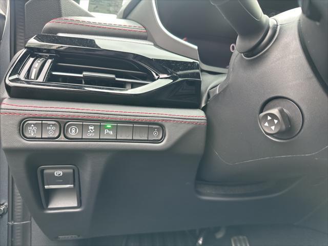 Photo of 2025 Lunar Silver Metallic Acura MDX