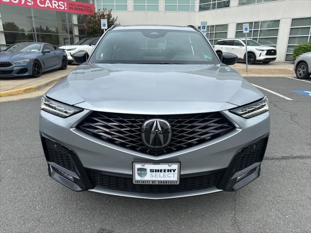 Photo of 2025 Lunar Silver Metallic Acura MDX
