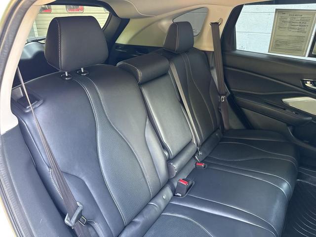 Photo of 2019 White Diamond Pearl Acura RDX