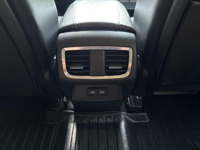 Photo of 2019 White Diamond Pearl Acura RDX