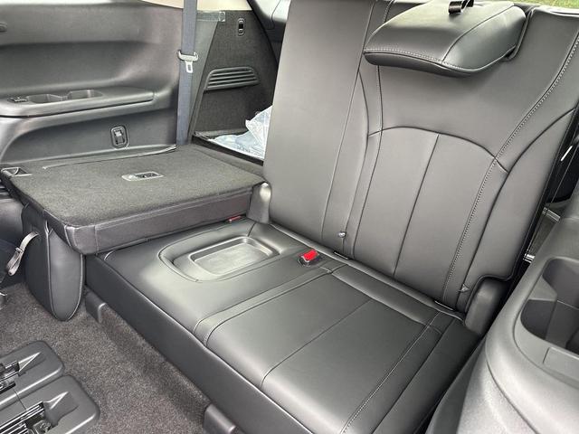 Photo of 2026 Titanium INFINITI QX60
