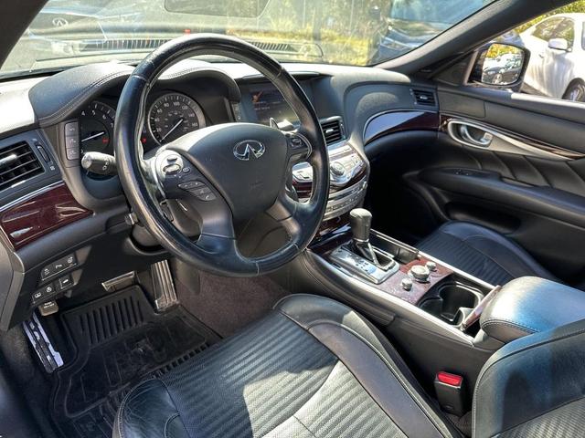 Photo of 2013 Black Obsidian INFINITI M37x