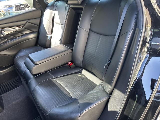 Photo of 2013 Black Obsidian INFINITI M37x