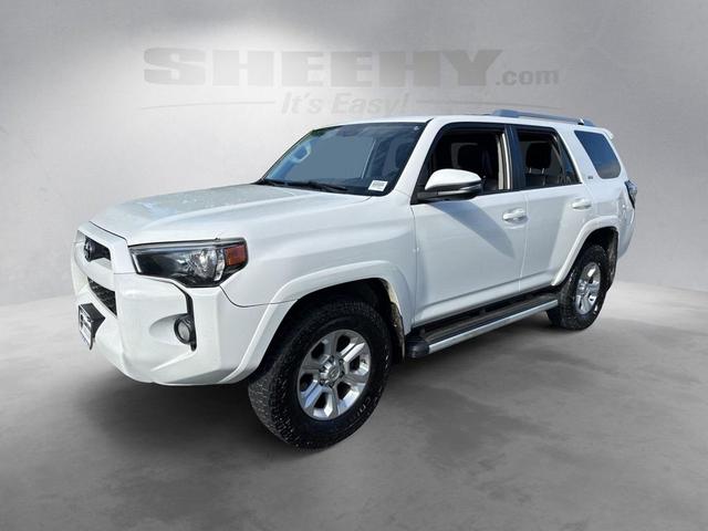 Photo of 2016 Super White Toyota 4Runner