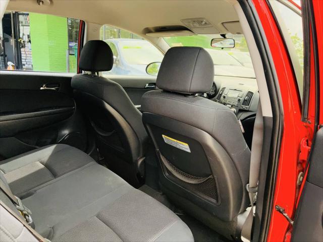 Photo of 2010 Chilipepper Red Hyundai Elantra Touring