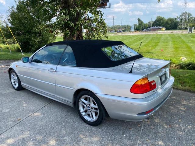 2004 BMW 325