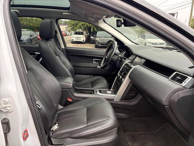 Photo of 2015 Fuji White Land Rover Discovery Sport