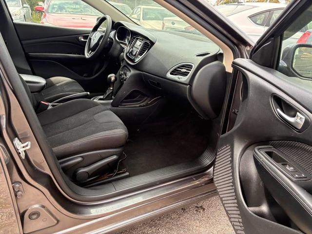 Photo of 2015 Granite Crystal Metallic Clearcoat Dodge Dart