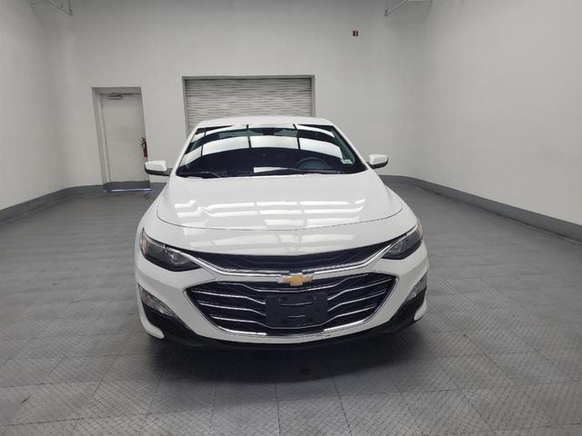 Photo of 2022 Summit White Chevrolet Malibu
