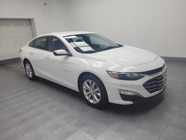 Photo of 2022 Summit White Chevrolet Malibu