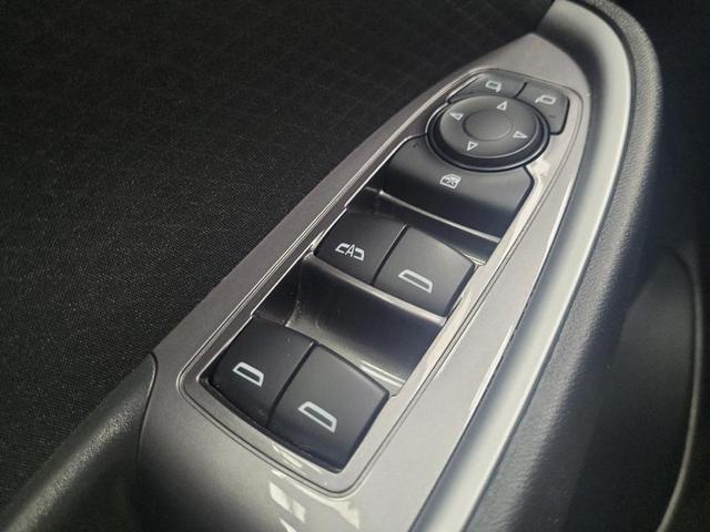 Photo of 2022 Summit White Chevrolet Malibu