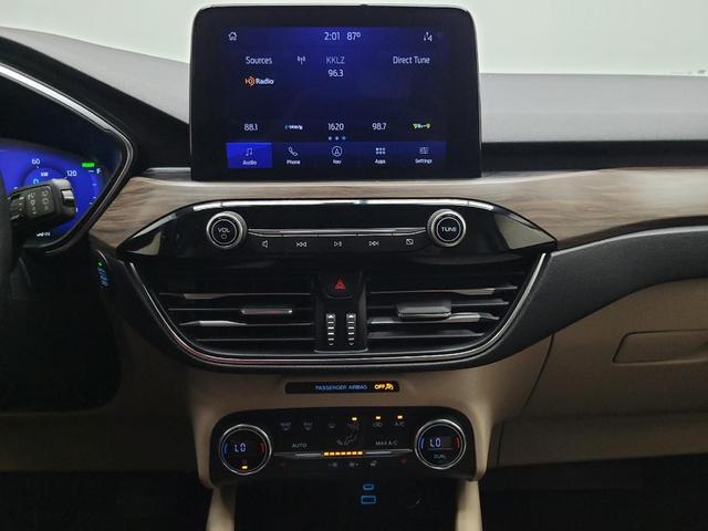 Photo of 2020 Blue Ford Escape