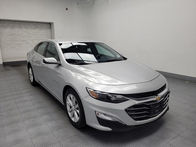 Photo of 2022 Silver Ice Metallic Chevrolet Malibu