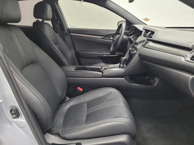 Photo of 2018 Lunar Silver Metallic Honda Civic