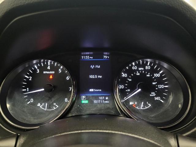 Photo of 2018 Gun Metallic Nissan Rogue