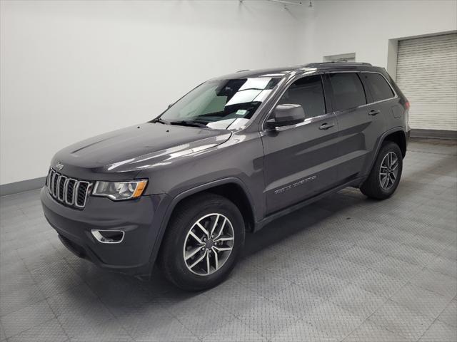 Photo of 2019 Granite Crystal Metallic Clearcoat Jeep Grand Cherokee