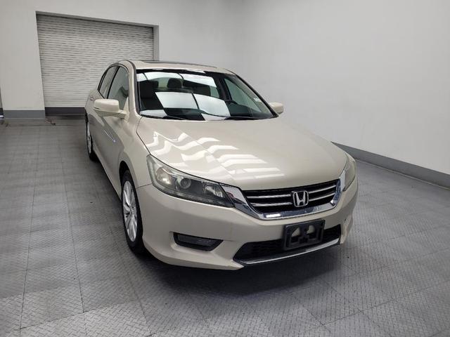 Photo of 2015 Gold Honda Accord