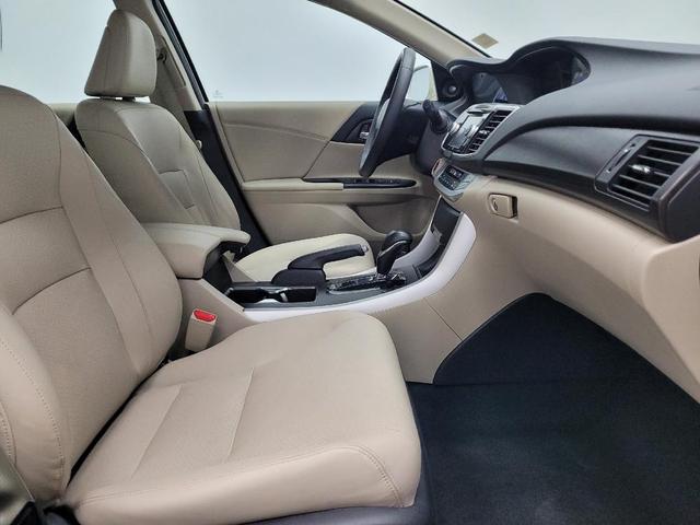 Photo of 2015 Gold Honda Accord