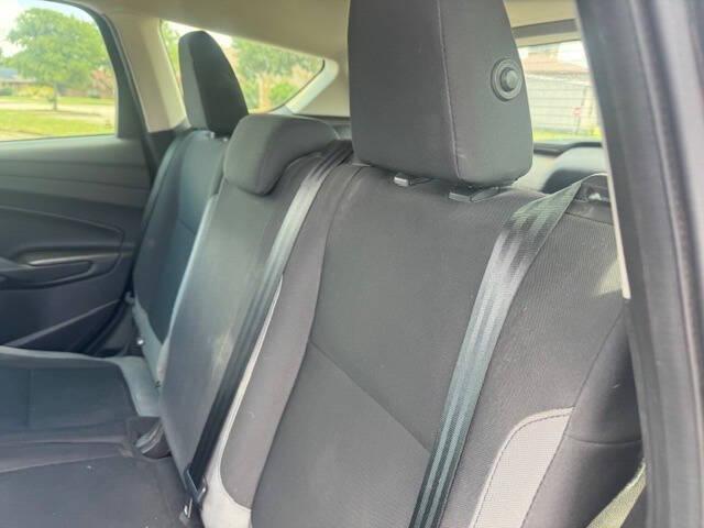 Photo of 2015 Black Ford Escape