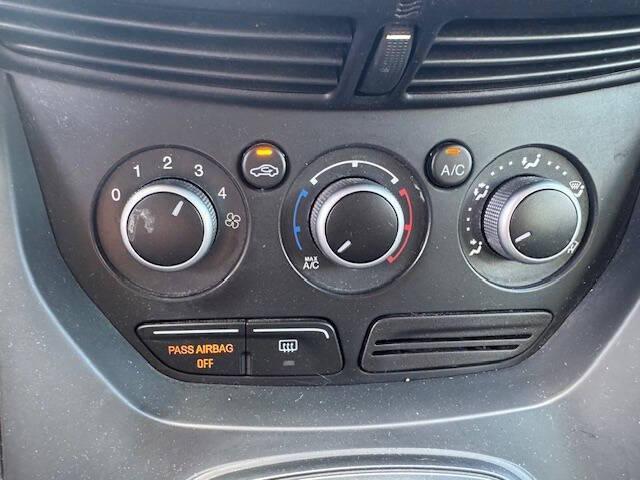Photo of 2015 Black Ford Escape