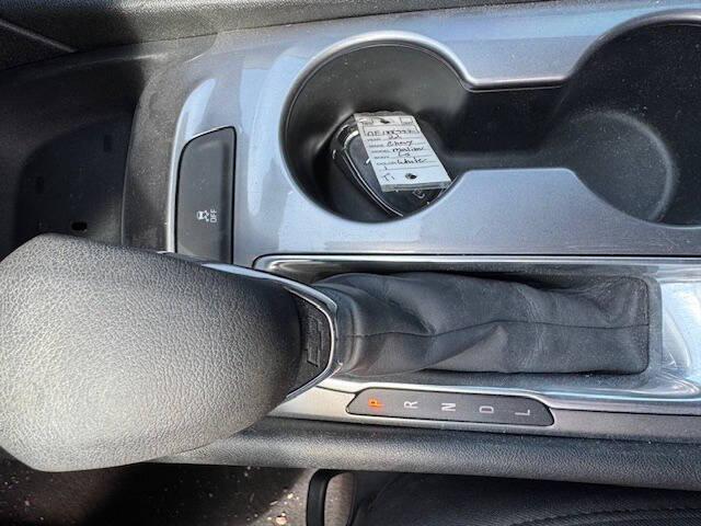 Photo of 2022 White Chevrolet Malibu