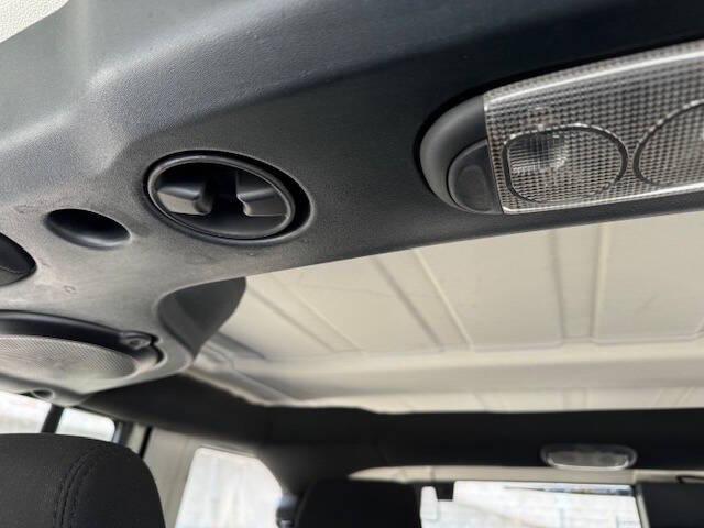 Photo of 2013 Green Jeep Wrangler Unlimited
