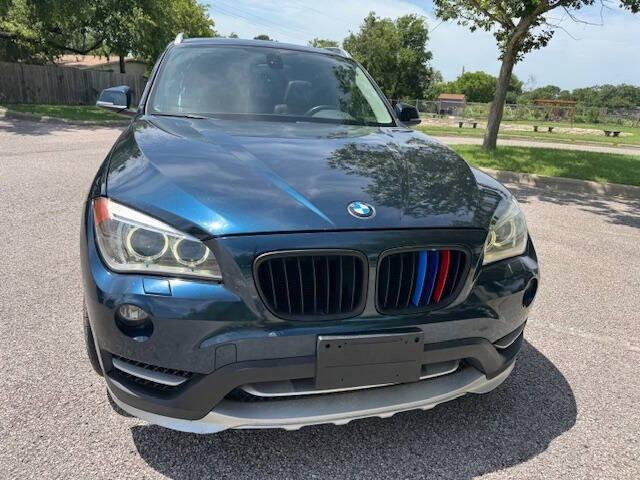 Photo of 2015 Blue BMW X1