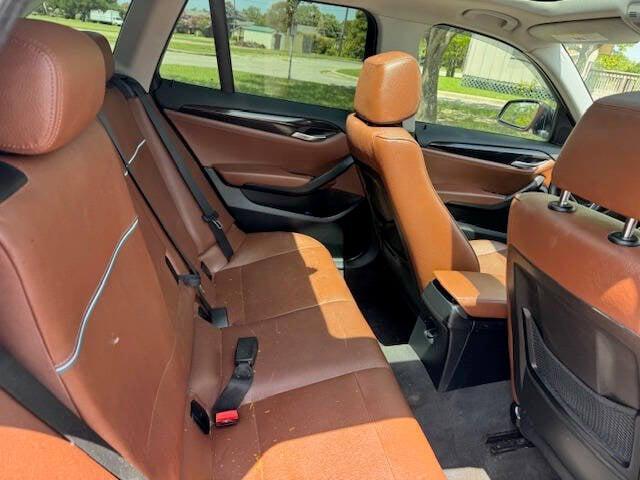 Photo of 2015 Blue BMW X1