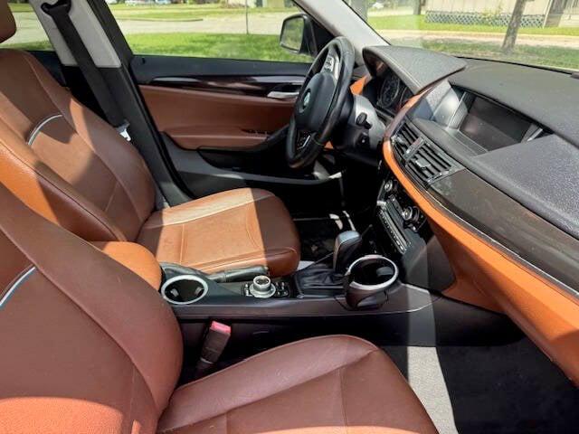 Photo of 2015 Blue BMW X1