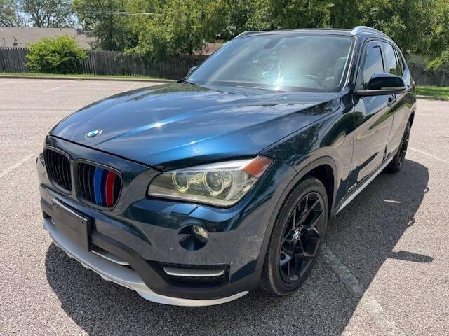 Photo of 2015 Blue BMW X1