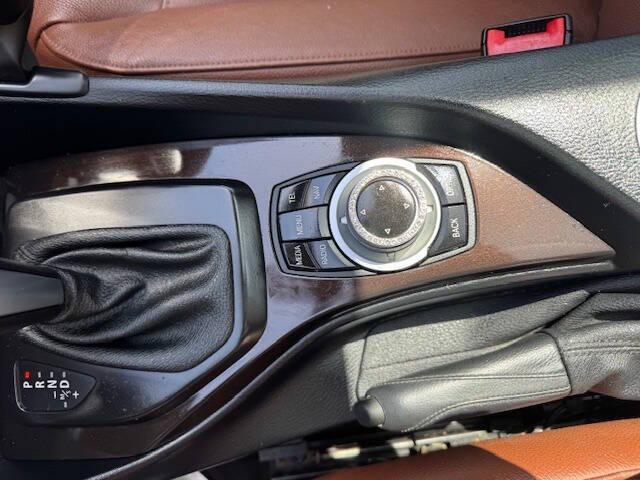 Photo of 2015 Blue BMW X1
