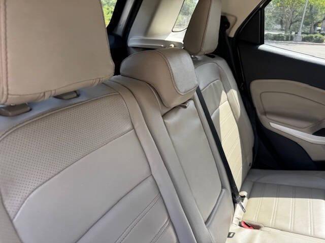 Photo of 2019 Silver Ford EcoSport