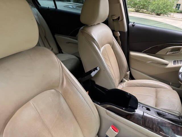 Photo of 2016 Brown Buick LaCrosse
