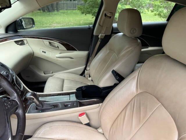 Photo of 2016 Brown Buick LaCrosse