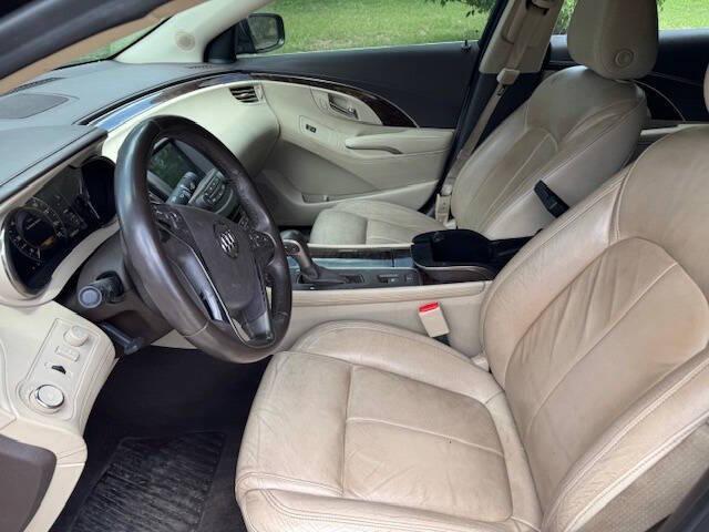 Photo of 2016 Brown Buick LaCrosse