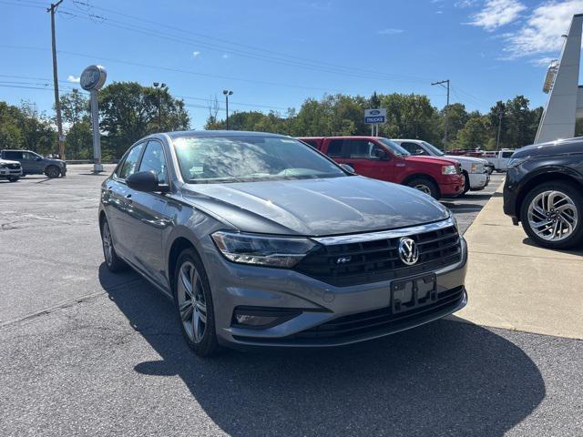 Photo of 2020 Platinum Gray Metallic Volkswagen Jetta