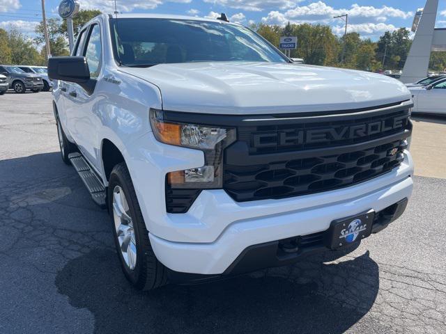 Photo of 2024 Summit White Chevrolet Silverado 2500