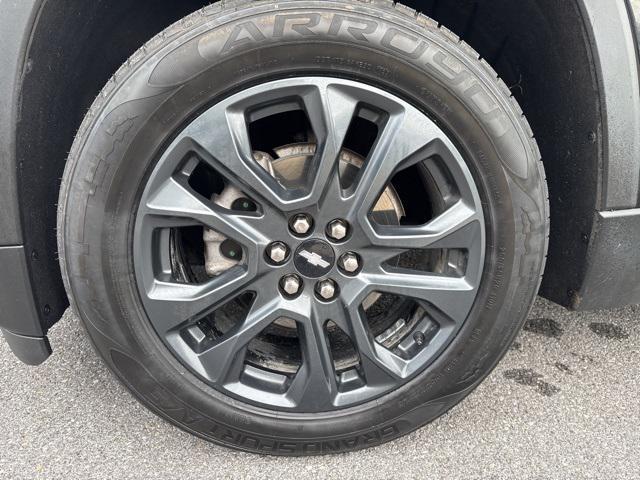 Photo of 2021 Mosaic Black Metallic Chevrolet Traverse