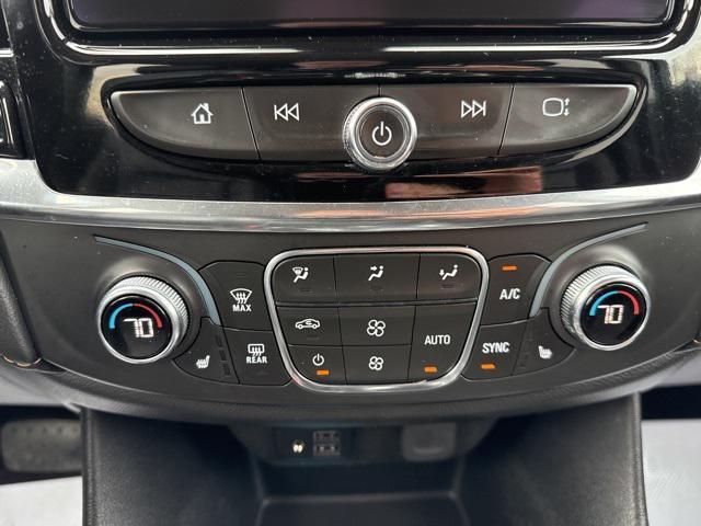 Photo of 2021 Mosaic Black Metallic Chevrolet Traverse