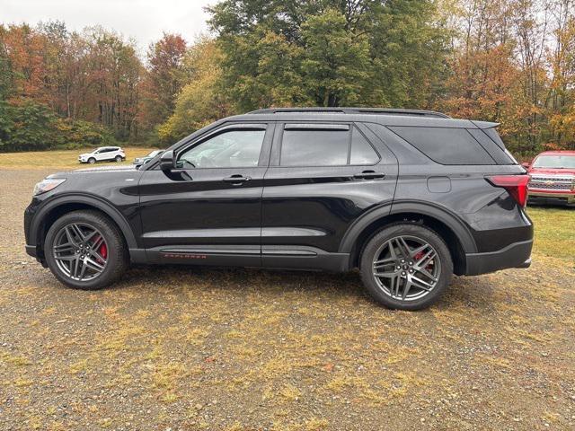 Photo of 2025 Agate Black Metallic Ford Explorer