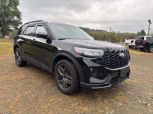 Photo of 2025 Agate Black Metallic Ford Explorer