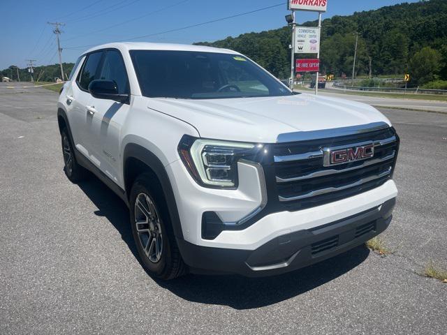 Photo of 2025 Summit White GMC Terrain