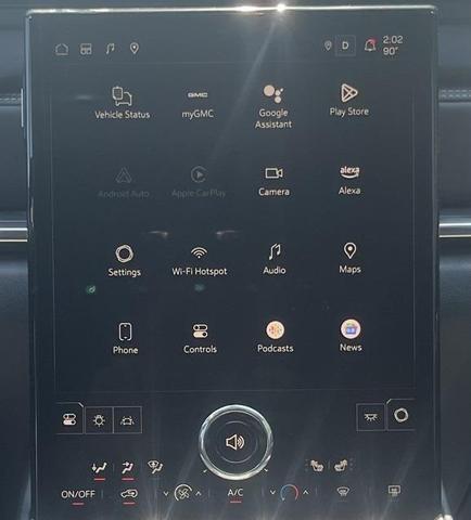 Photo of 2025 Summit White GMC Terrain