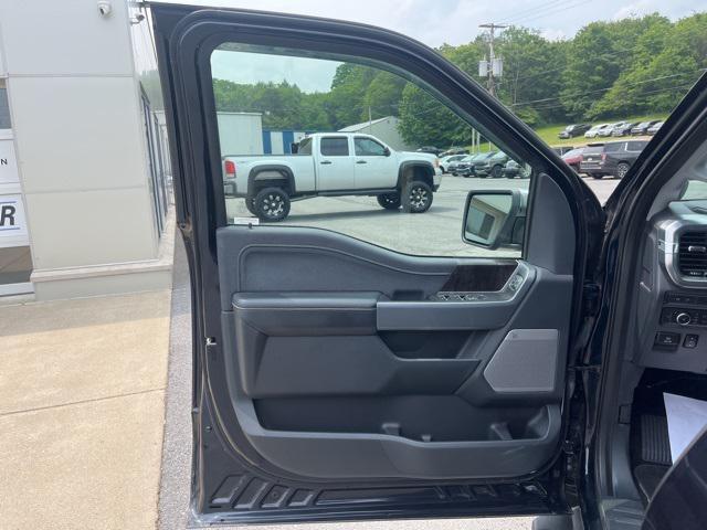 Photo of 2021 Antimatter Blue Metallic Ford F-150