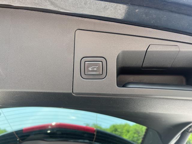 Photo of 2023 Stellar Black Metallic Cadillac XT5