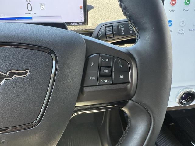 Photo of 2021 Star White Metallic Tri-Coat Ford Mustang Mach-E
