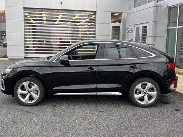 Photo of 2025 Mythos Black Metallic Audi Q5