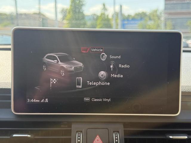 Photo of 2019 Azores Green Metallic Audi Q5
