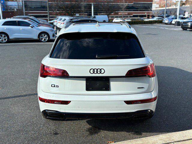 Photo of 2025 Glacier White Metallic Audi Q5