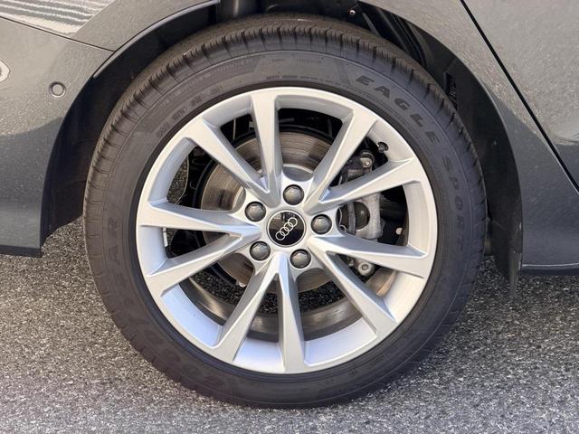 Photo of 2025 Manhattan Gray Metallic Audi A3